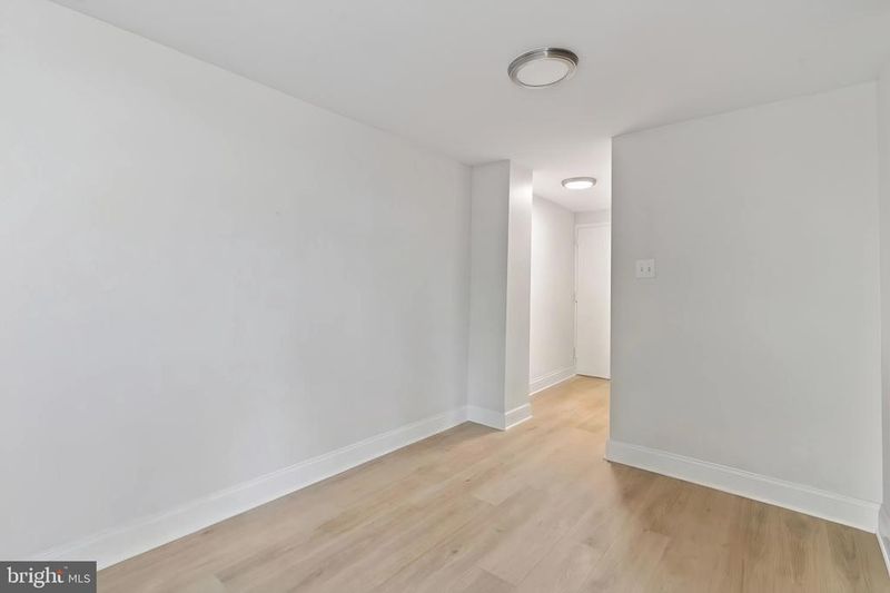 801 N Pitt St N #618, Alexandria, VA 22314