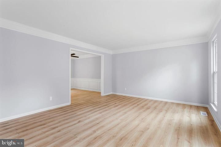 2807 Falling Brook, Hyattsville, MD 20783