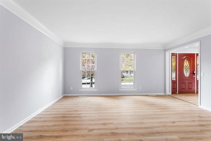 2807 Falling Brook, Hyattsville, MD 20783