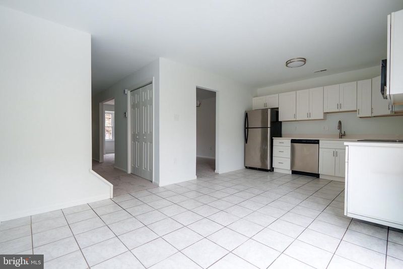 7644 S Arbory Ln #318, Laurel, MD 20707