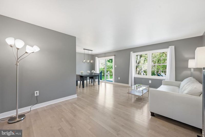 7 Bentley Ct, Rockville, MD 20850