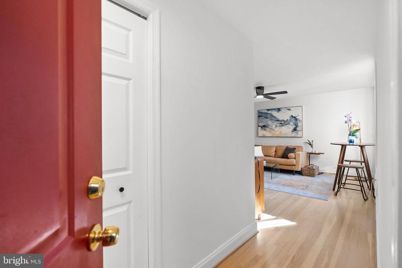 718 Park Rd NW #5, Washington, DC 20010