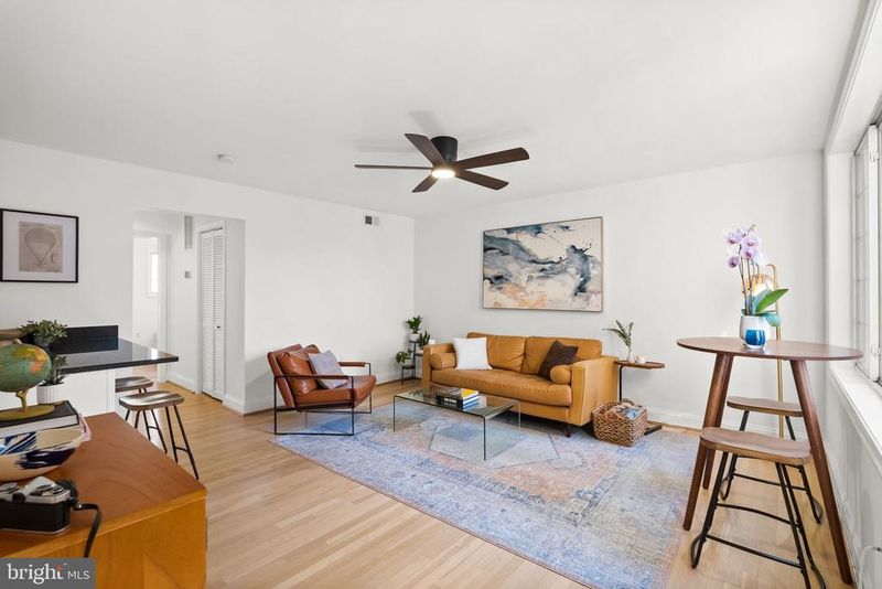 718 Park Rd NW #5, Washington, DC 20010
