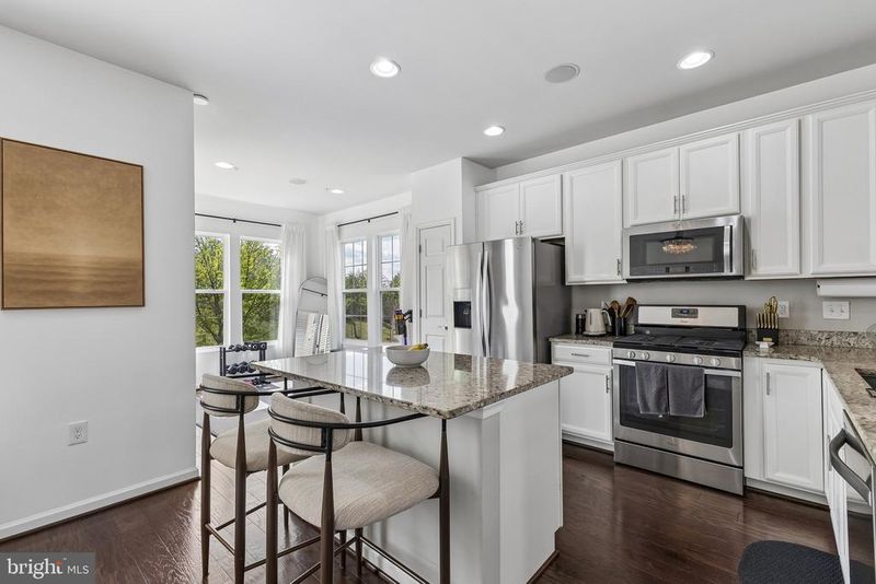 17111 Gibson Mill Rd, Dumfries, VA 22026