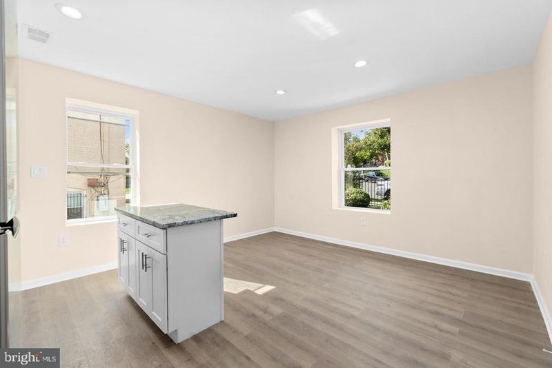 3158 Buena Vista Ter SE #1, Washington, DC 20020