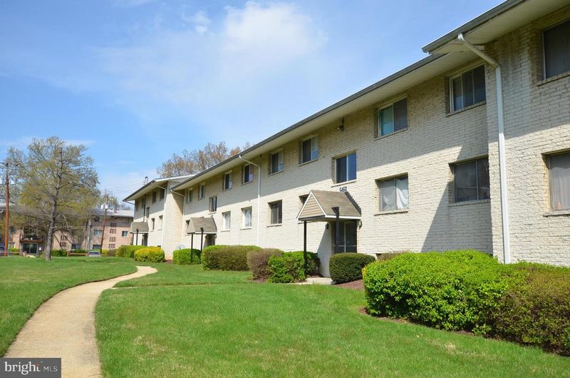 5458 85th Ave #101, Hyattsville, MD 20784