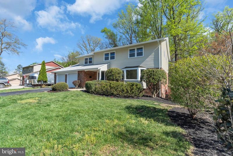 7804 Carrleigh Pw, Springfield, VA 22152