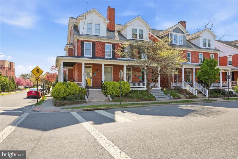 520 Elm St, Frederick, MD 21701