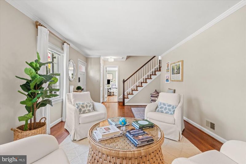 5104 Nahant St, Bethesda, MD 20816