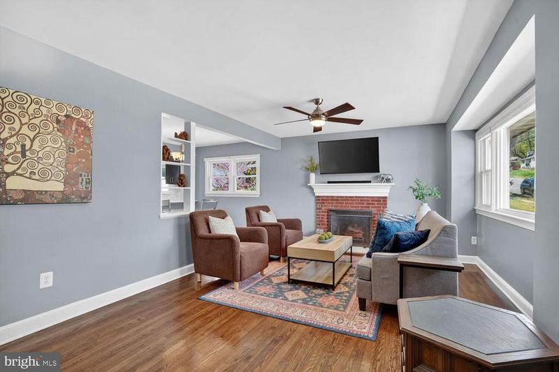 5920 1st St N, Arlington, VA 22203