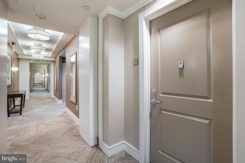 11700 Old Georgetown Rd #214, Rockville, MD 20852