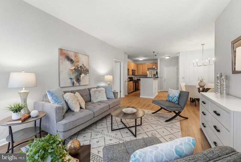 1201 E West Hw #332, Silver Spring, MD 20910