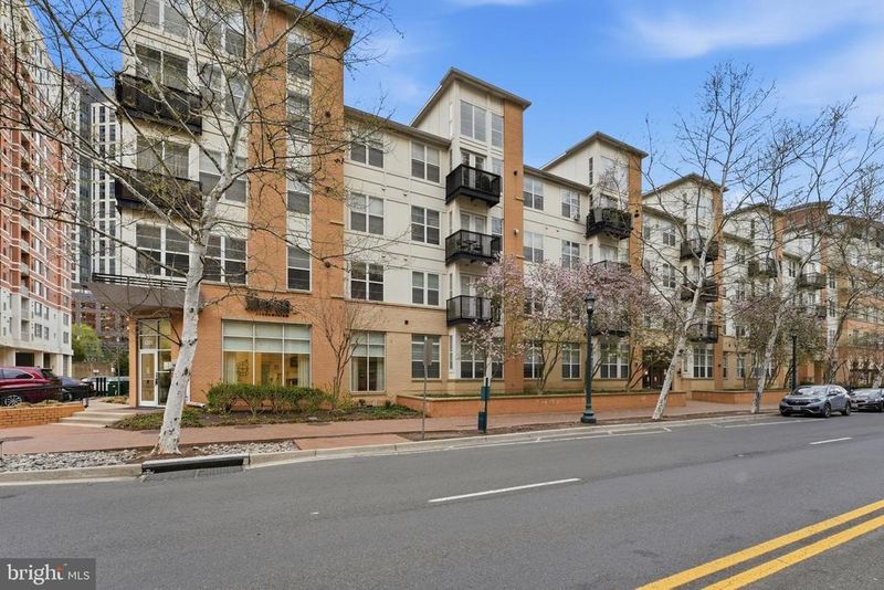1201 E West Hw #332, Silver Spring, MD 20910