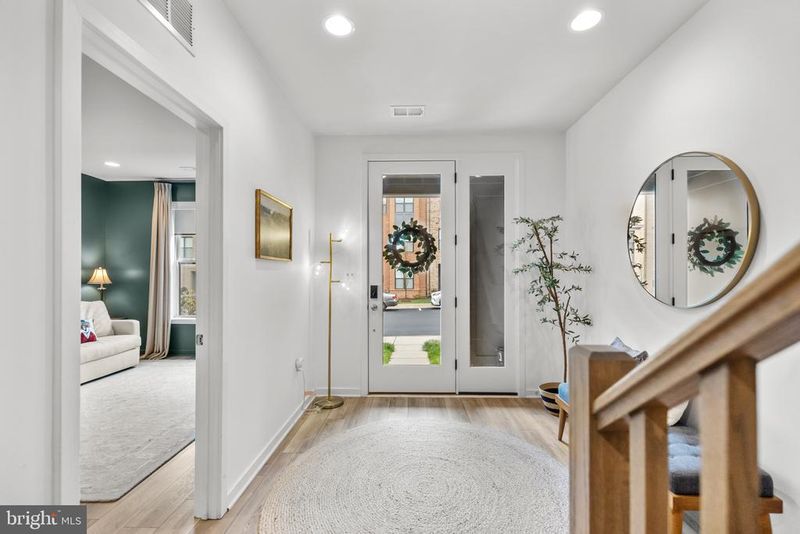 42338 Nelsonville Ter, Brambleton, VA 20148