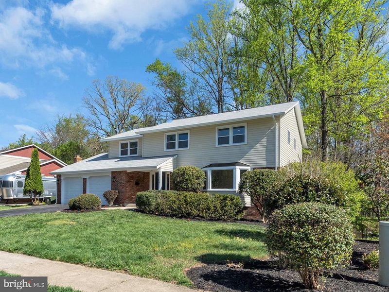 7804 Carrleigh Pw, Springfield, VA 22152