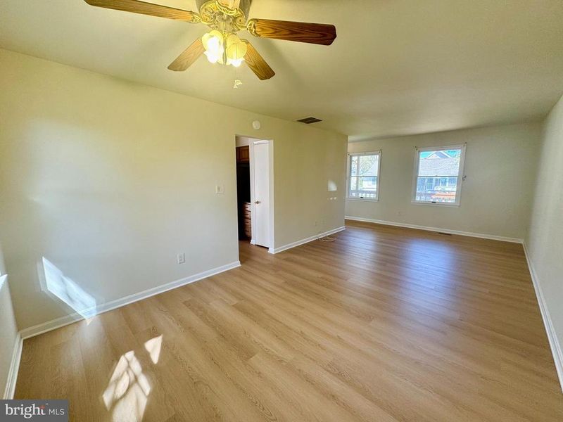 1193 Maple Ave, Shady Side, MD 20764