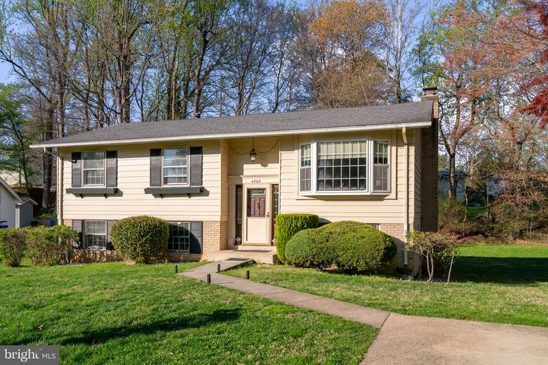 4709 Iris Pl, Rockville, MD 20853