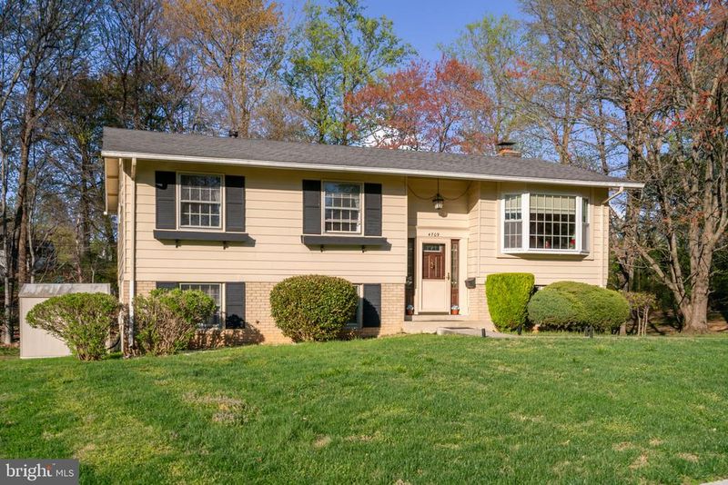 4709 Iris Pl, Rockville, MD 20853