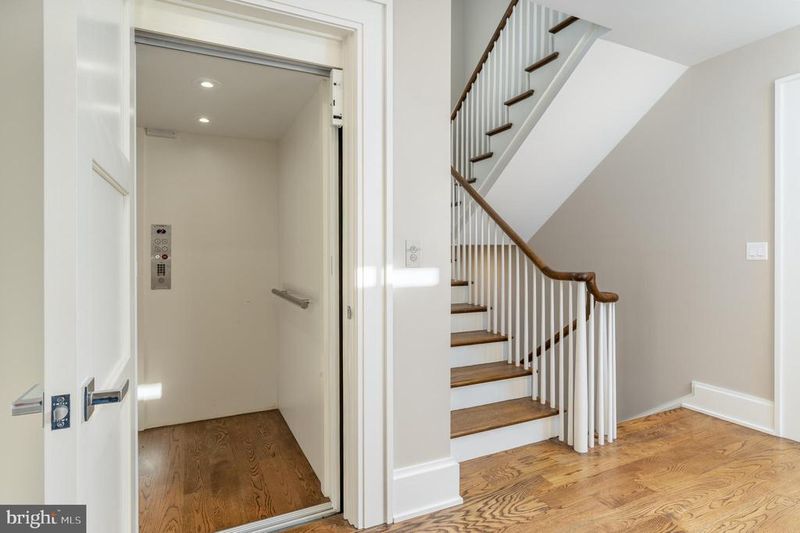 3128 Appleton St NW, Washington, DC 20008