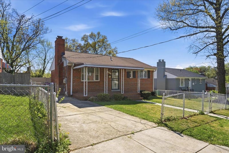 6929 Decatur Pl, Hyattsville, MD 20784