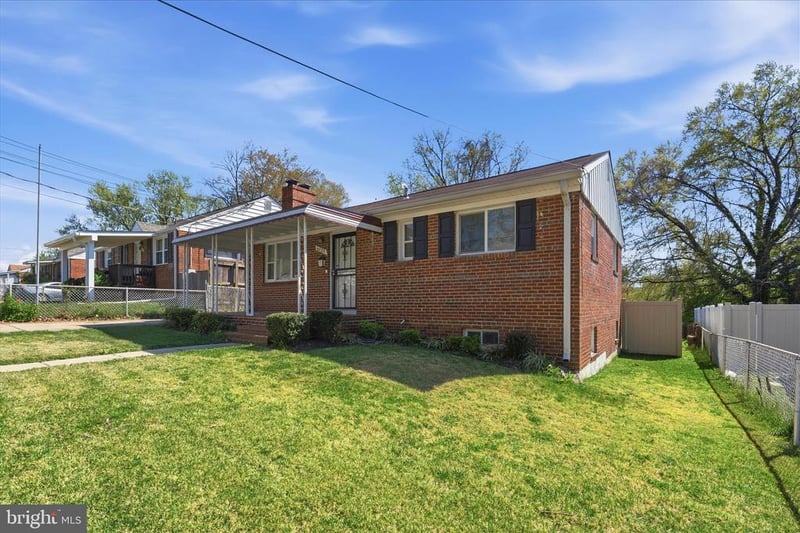 6929 Decatur Pl, Hyattsville, MD 20784