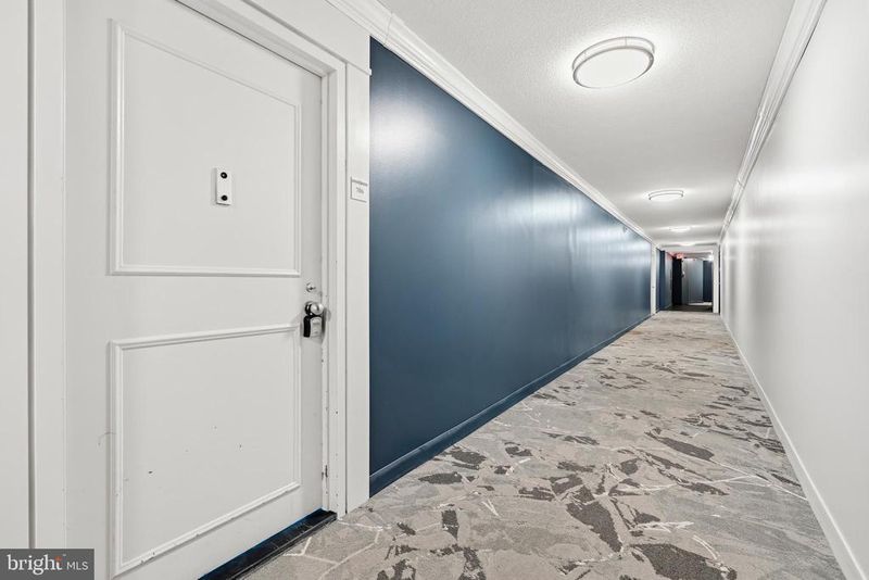 307 Yoakum Pw #706, Alexandria, VA 22304