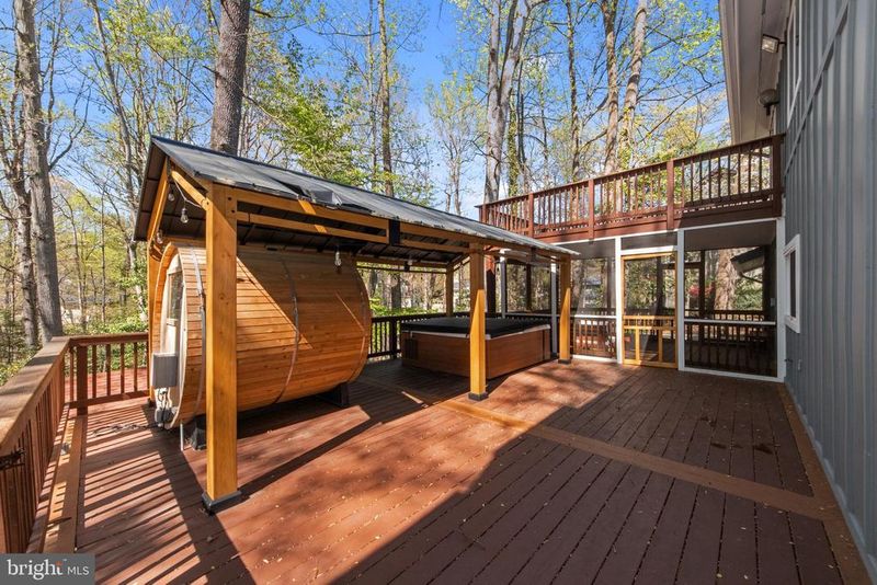 7516 Chancellor Way, Springfield, VA 22153