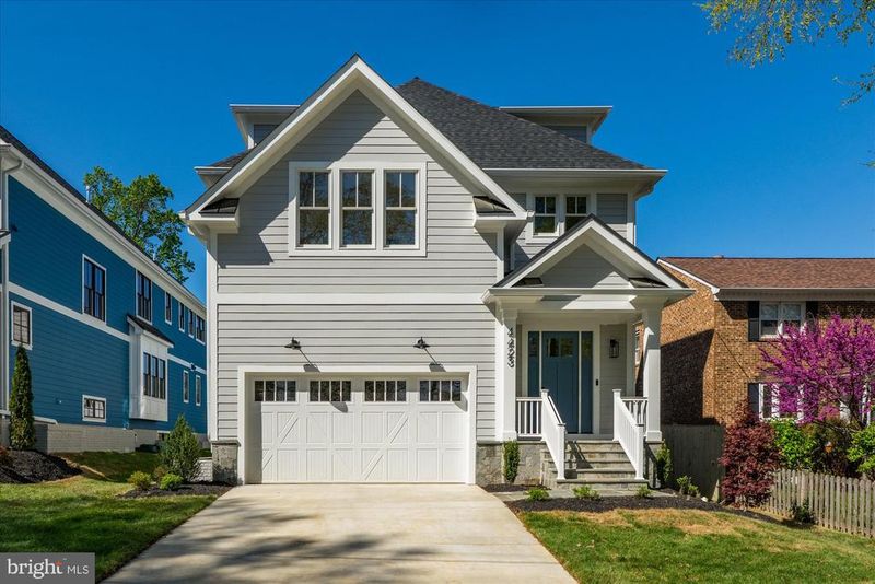 4423 15th St N, Arlington, VA 22207