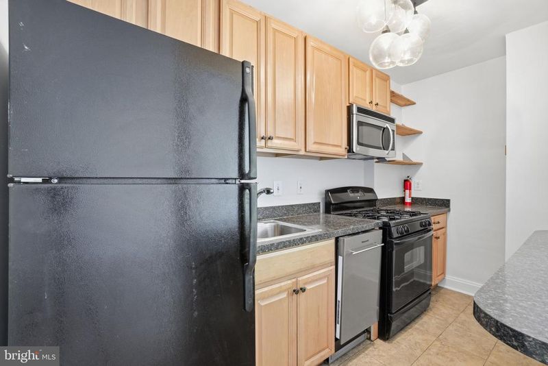 1260 21st St NW #314, Washington, DC 20036