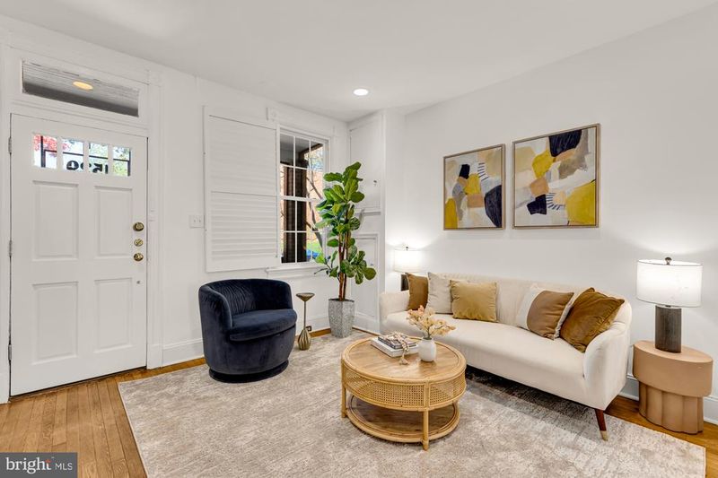1529 C St SE, Washington, DC 20003