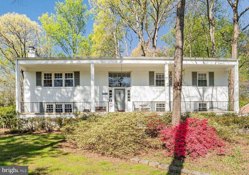 3722 Acosta Rd, Fairfax, VA 22031