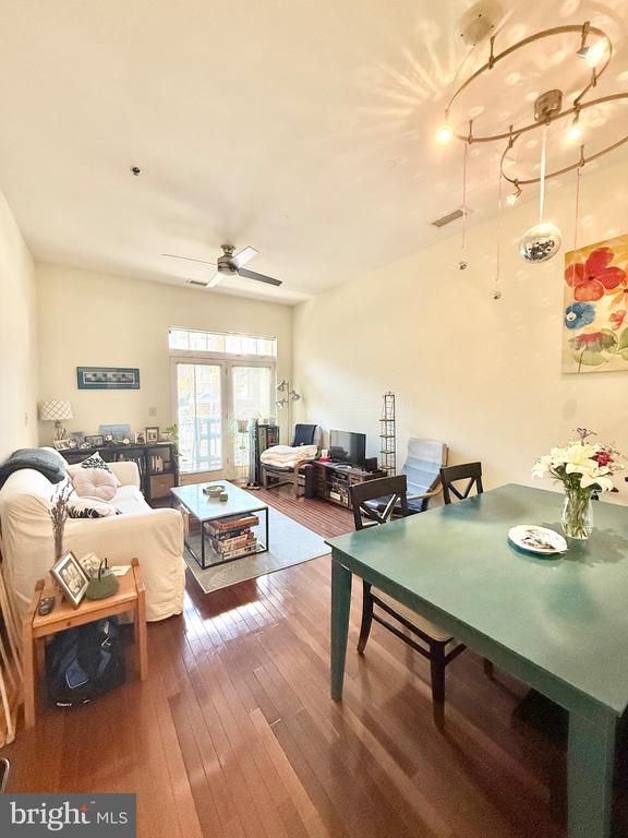 309 Holland Ln #139, Alexandria, VA 22314