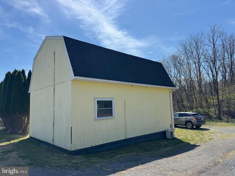 11908 Wolfsville, Myersville, MD 21773