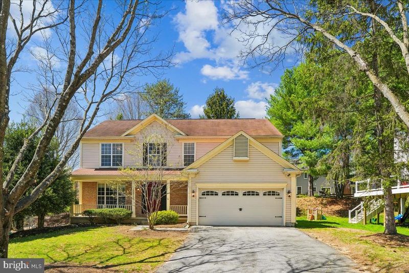 18512 Fiddleleaf Ter, Olney, MD 20832