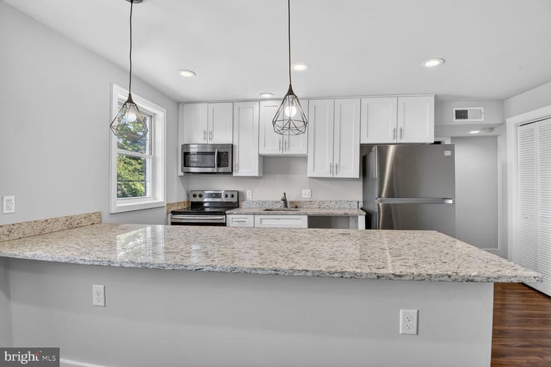 622 Eastern Ave NE #301, Washington, DC 20019