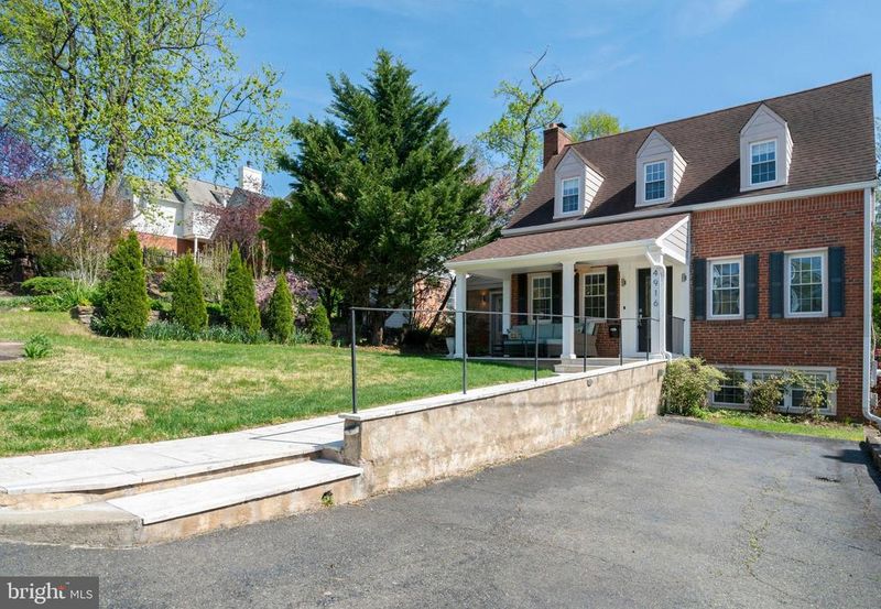 4916 26th St N, Arlington, VA 22207