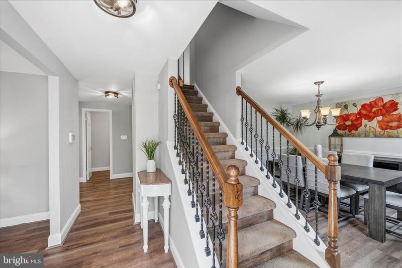 14725 Saint Germain Dr, Centreville, VA 20121