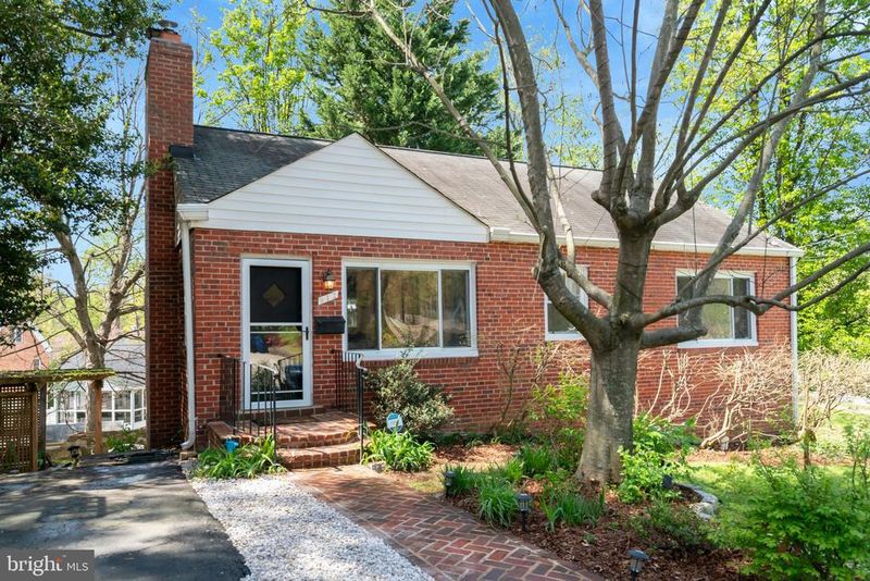 912 N Jacksonville St, Arlington, VA 22205