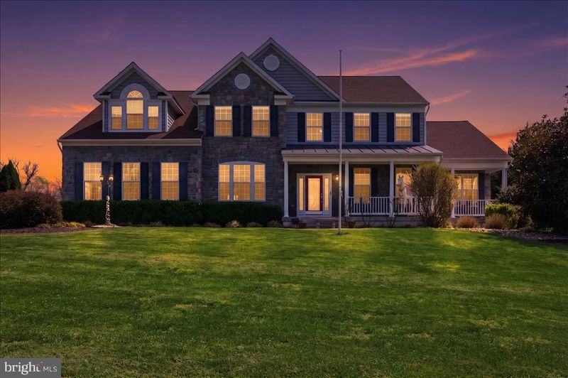 11950 Stonehouse View Ct, Lovettsville, VA 20180