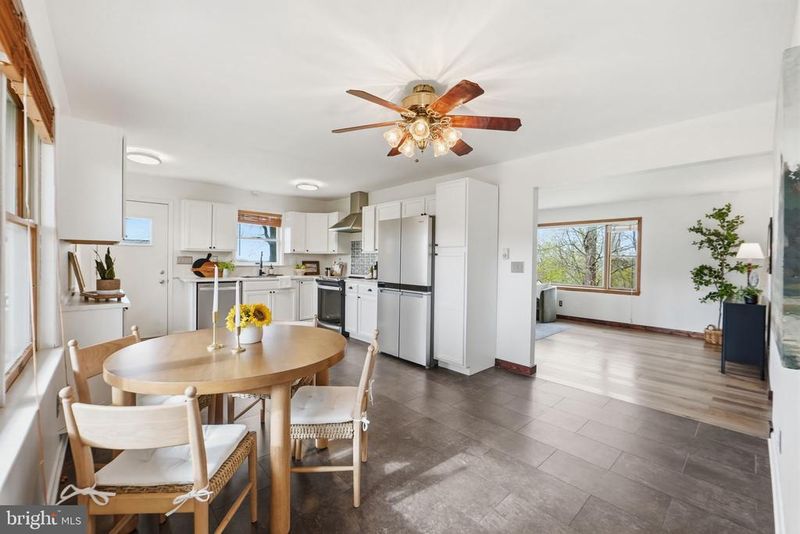 11818 Cash Smith Rd, Keymar, MD 21757