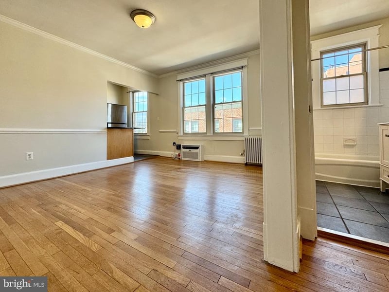 3024 Wisconsin Ave NW #207, Washington, DC 20016