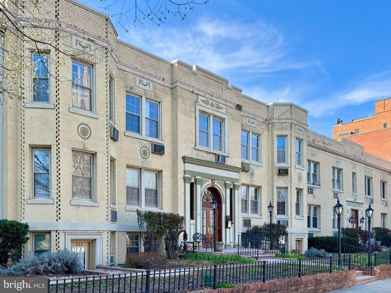 3024 Wisconsin Ave NW #207, Washington, DC 20016