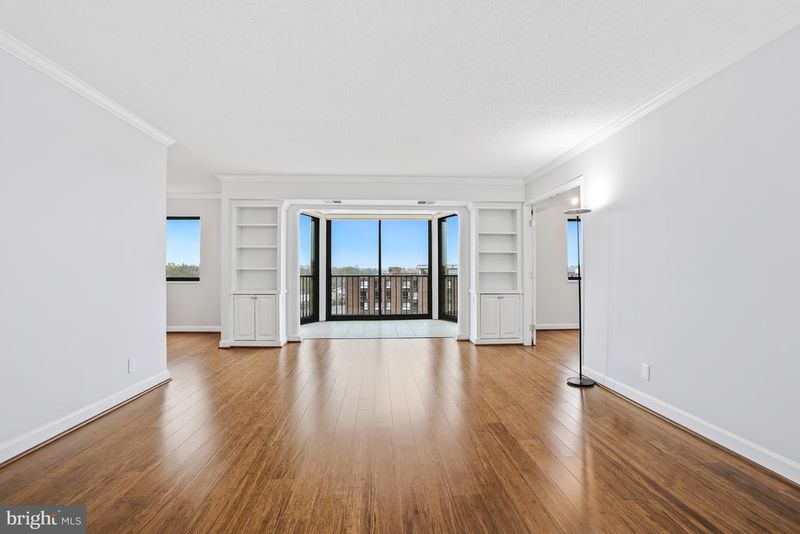 5904 Mount Eagle Dr #718, Alexandria, VA 22303