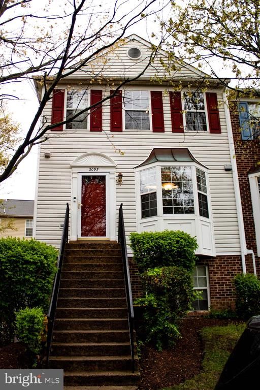 2095 Pawlet Dr, Crofton, MD 21114