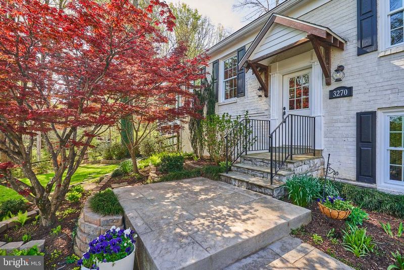 3270 Fox Mill Rd, Oakton, VA 22124