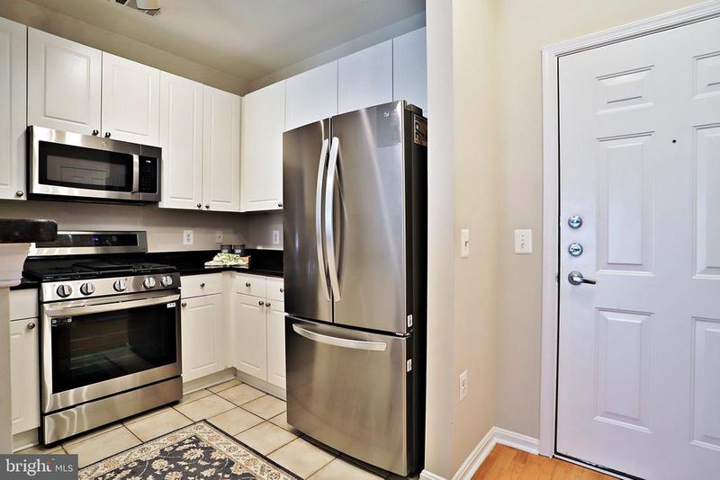 2765 Centerboro Dr #352, Vienna, VA 22181