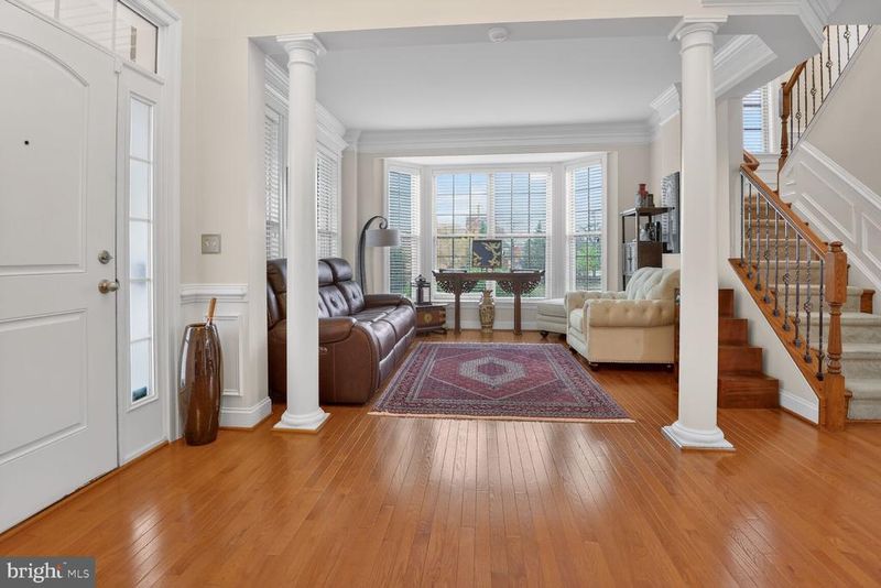 4714 Barnum Ln, Alexandria, VA 22312
