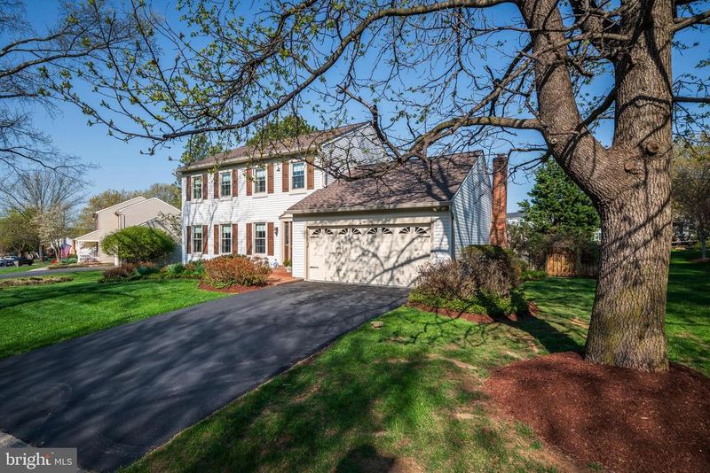 4355 Morningwood Dr, Olney, MD 20832