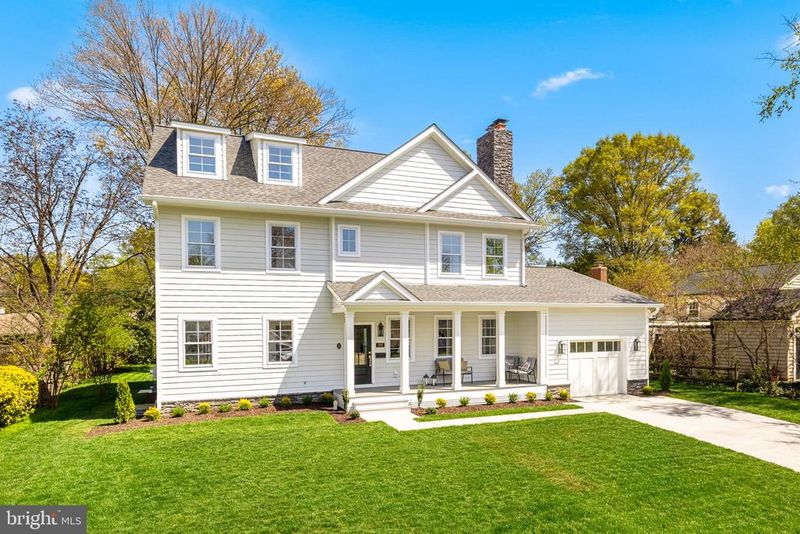 1010 Croton Dr, Alexandria, VA 22308