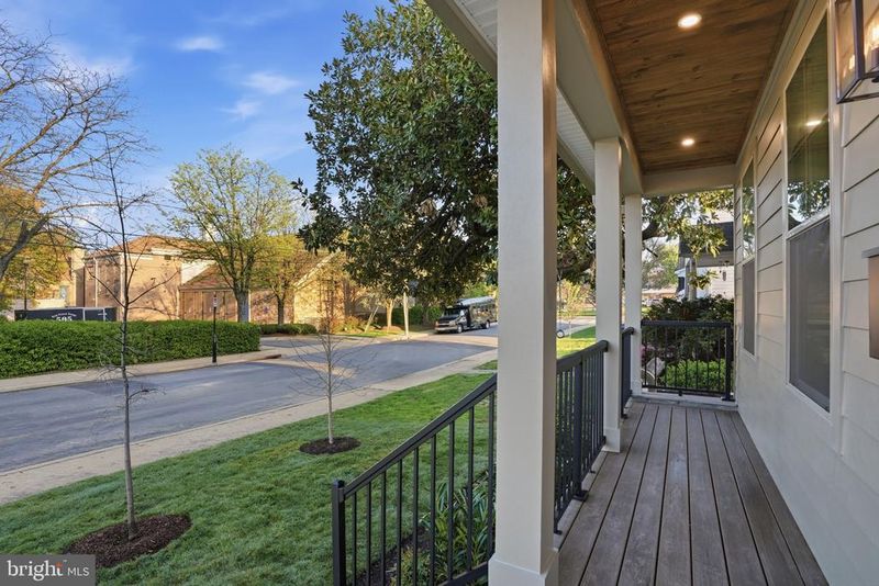 1310 S Poe St, Arlington, VA 22204